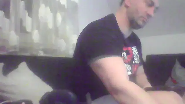 Snapshot of NewyorkDimi chatting on 01.27.25 NewyorkDimi online show from 01.27.25