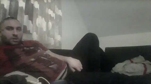 Snapshot of NewyorkDimi chatting on 02.07.25 NewyorkDimi online show from 02.07.25