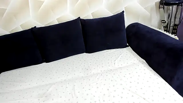 Snapshot of Sweet_Lanaaaaa chatting on 02.24.26 Sweet Lanaaaaa online show from 02.24.26