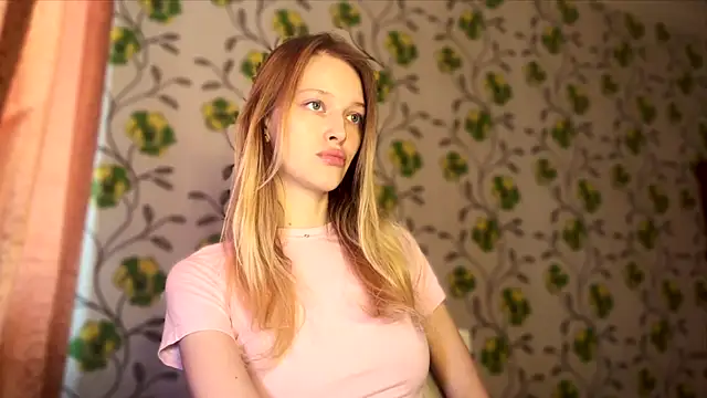 Evvie Summn1 online show from 03.23.26