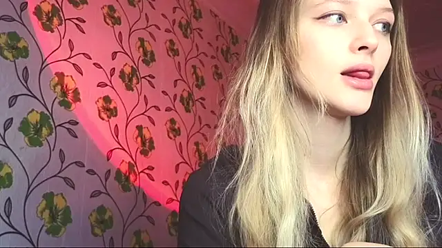 Evvie Summn1 online show from 06.13.26