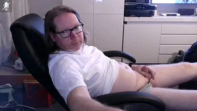 Snapshot of VSteph chatting on 02.22.26 VSteph online show from 02.22.26