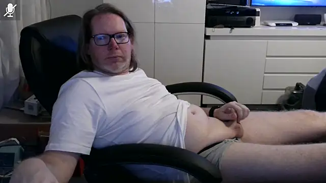 Snapshot of VSteph chatting on 02.23.26 VSteph online show from 02.23.26