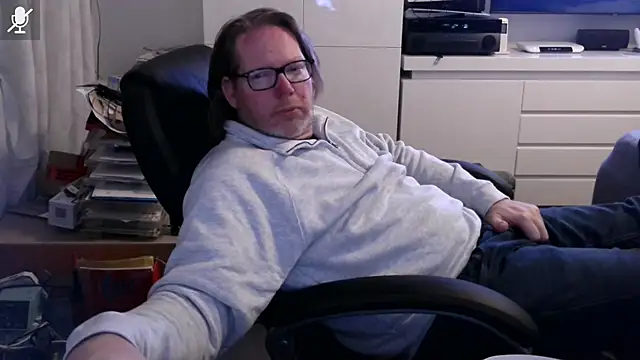 Snapshot of VSteph chatting on 03.20.26 VSteph online show from 03.20.26