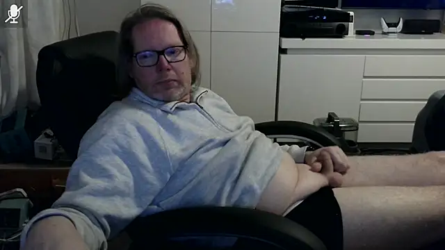 Snapshot of VSteph chatting on 03.26.26 VSteph online show from 03.26.26