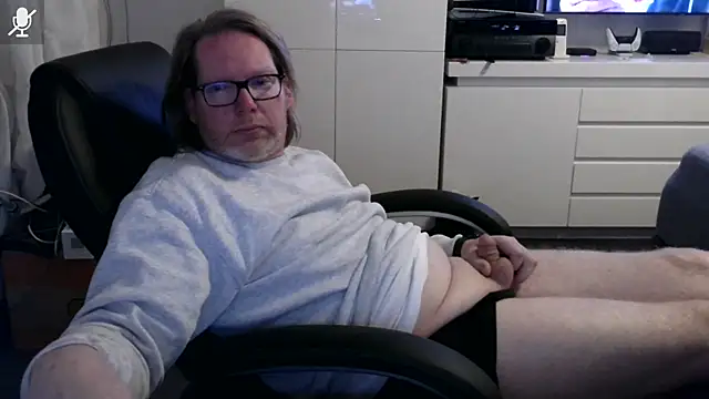 Snapshot of VSteph chatting on 04.08.26 VSteph online show from 04.08.26