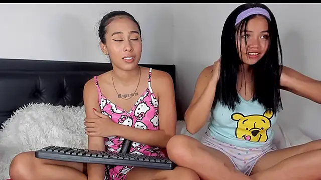 Snapshot of lilibluex chatting on 02.01.25 lilibluex online show from 02.01.25