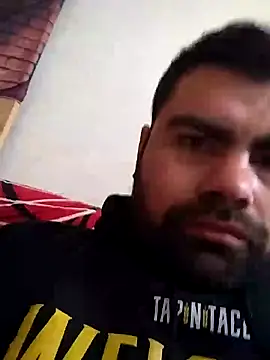 Snapshot of 6MataGarcia chatting on 12.21.24 6MataGarcia online show from 12.21.24