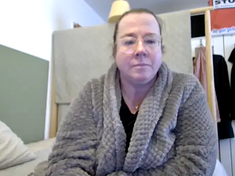 MarthaBriest online show from 03.05.26