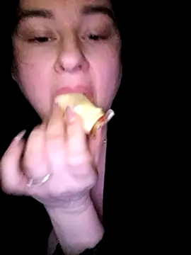 YuliannaFox online show from 03.22.25