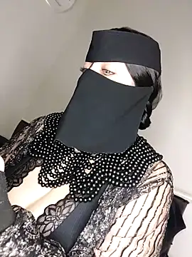 Snapshot of -Arab_milf- chatting on 02.14.25 -Arab milf- online show from 02.14.25