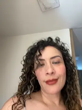 Elizabeth Dupont online show from 09.10.25