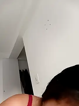  LATINA  online show from 02.20.25