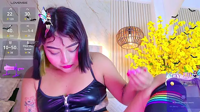 KimVelezz online show from 05.21.26