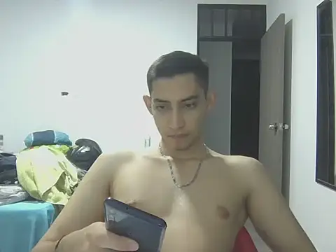 Snapshot of Juan_Vas chatting on 04.16.26 Juan Vas online show from 04.16.26