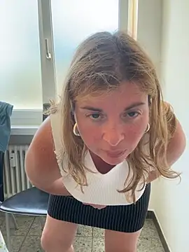 Lombada online show from 06.15.26