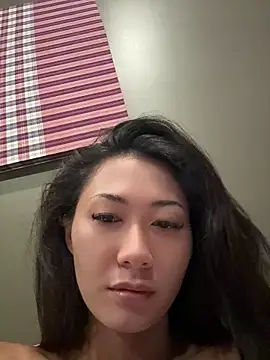 Snapshot of thai-dreamgirl chatting on 04.19.26 thai-dreamgirl online show from 04.19.26