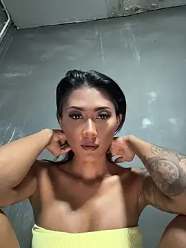 Snapshot of thai-dreamgirl chatting on 04.27.26 thai-dreamgirl online show from 04.27.26