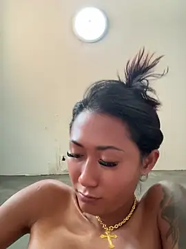 Snapshot of thai-dreamgirl chatting on 05.16.26 thai-dreamgirl online show from 05.16.26