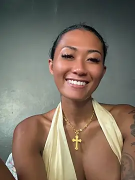 Snapshot of thai-dreamgirl chatting on 05.27.26 thai-dreamgirl online show from 05.27.26