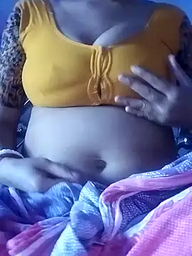 Snapshot of miss-Riy chatting on 01.26.25 miss-Riy online show from 01.26.25