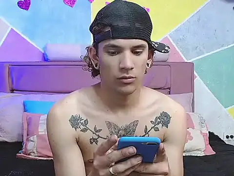 tylor boy online show from 09.29.25