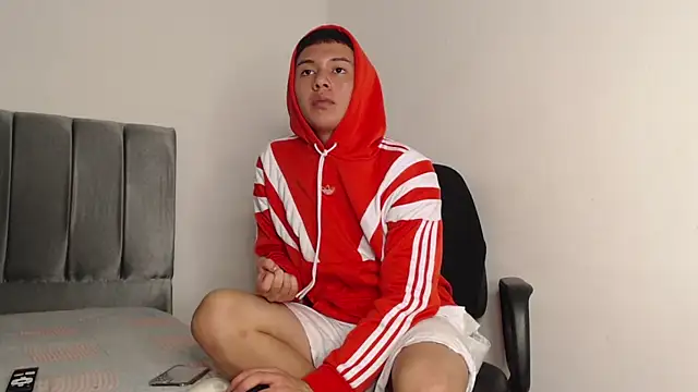 Snapshot of alex-lover chatting on 01.28.25 alex-lover online show from 01.28.25