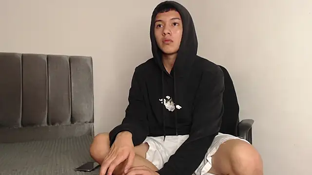 Snapshot of alex-lover chatting on 02.18.25 alex-lover online show from 02.18.25