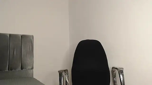 Snapshot of alex-lover chatting on 10.05.25 alex-lover online show from 10.05.25