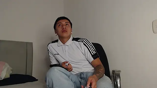 alex-lover online show from 04.11.26