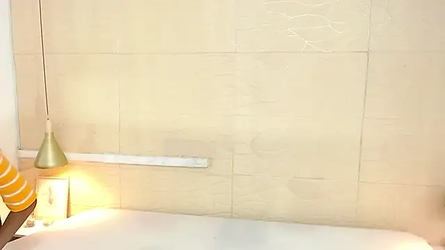 Chocolatte bar online show from 12.31.24