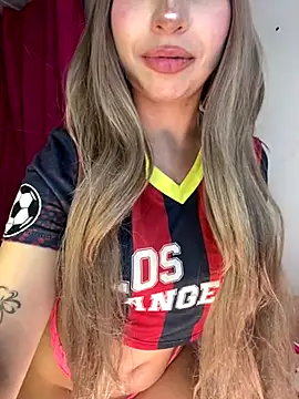 Snapshot of lunaapppp chatting on 11.28.25 lunaapppp online show from 11.28.25