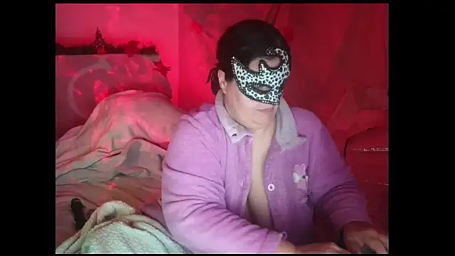 Snapshot of passionduo4 chatting on 01.04.25 passionduo4 online show from 01.04.25