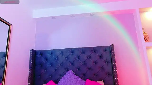 CamiEstrada online show from 01.17.26