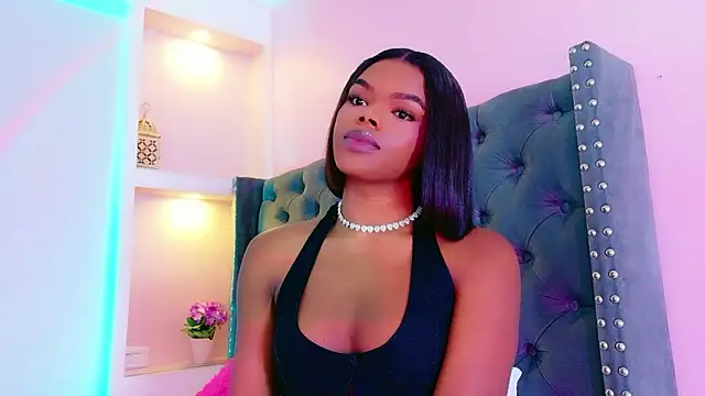 CamiEstrada online show from 02.04.26