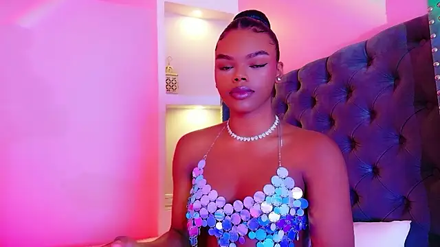 CamiEstrada online show from 02.11.26