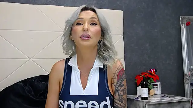 IssaSmith online show from 06.23.26