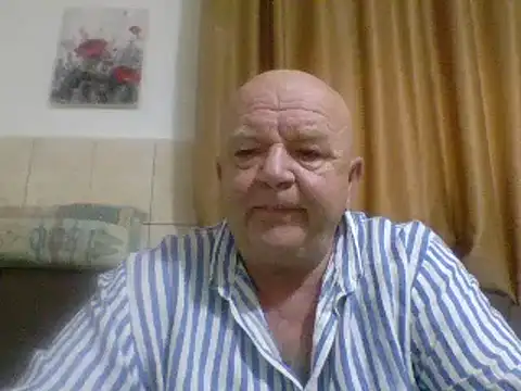 Snapshot of fullballs6 chatting on 12.02.24 fullballs6 online show from 12.02.24