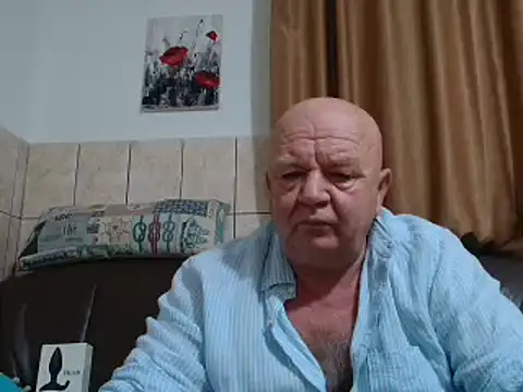 Snapshot of fullballs6 chatting on 12.07.24 fullballs6 online show from 12.07.24