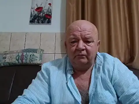 Snapshot of fullballs6 chatting on 12.08.24 fullballs6 online show from 12.08.24