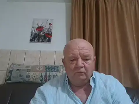 Snapshot of fullballs6 chatting on 12.22.24 fullballs6 online show from 12.22.24