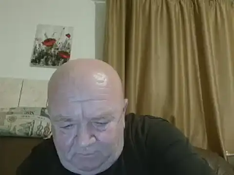 Snapshot of fullballs6 chatting on 01.22.25 fullballs6 online show from 01.22.25