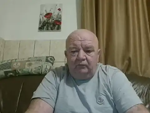 Snapshot of fullballs6 chatting on 01.23.25 fullballs6 online show from 01.23.25