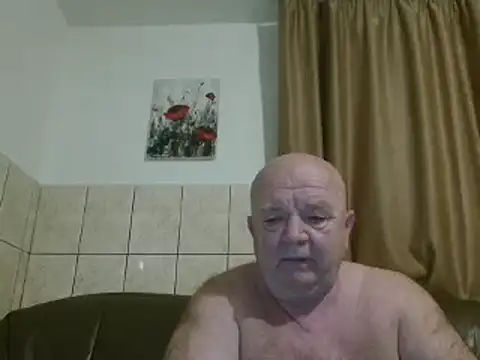 Snapshot of fullballs6 chatting on 02.06.25 fullballs6 online show from 02.06.25