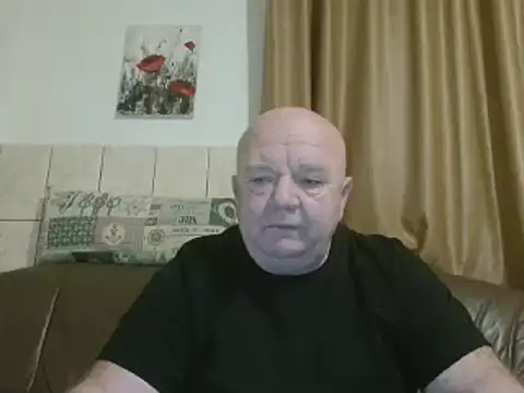 Snapshot of fullballs6 chatting on 02.09.25 fullballs6 online show from 02.09.25