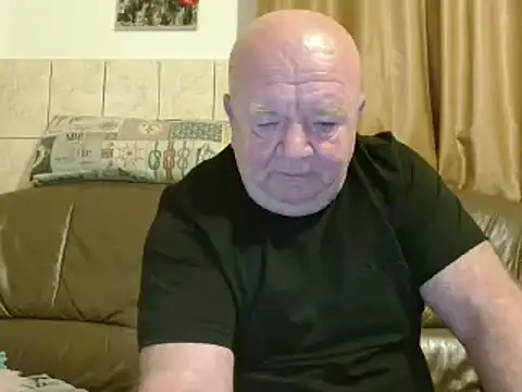 Snapshot of fullballs6 chatting on 03.09.25 fullballs6 online show from 03.09.25