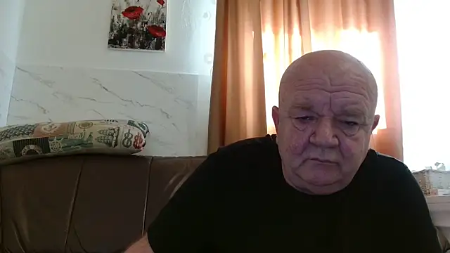 Snapshot of fullballs6 chatting on 02.19.26 fullballs6 online show from 02.19.26