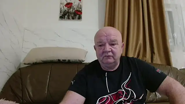 Snapshot of fullballs6 chatting on 03.01.26 fullballs6 online show from 03.01.26