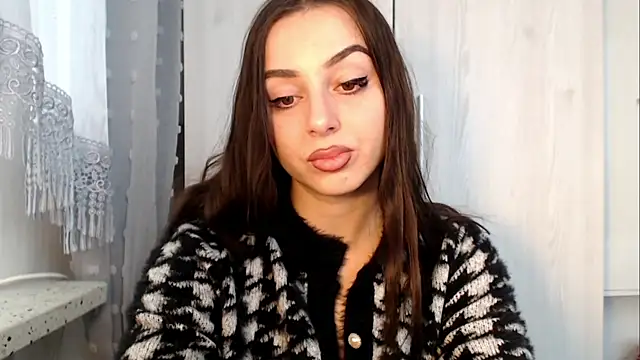 courtneyPerfect online show from 04.16.26