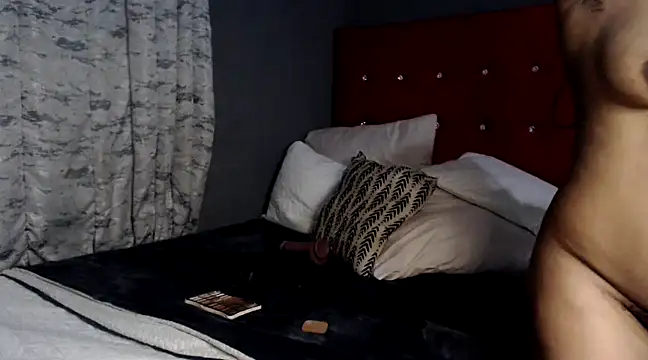 Foxybrownxx1 online show from 03.07.25